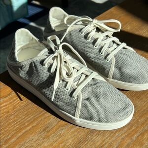 Olukai Pehuea Lī
Women’s Lightweight Sneakers